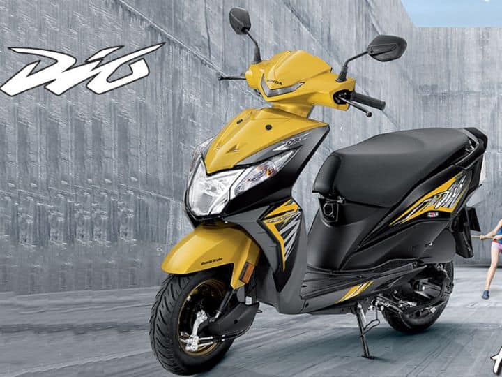  હવે આ સ્ટૂરમાં એલઈડી હેડલાઈટ, ઓલ ડિજિટલ કન્સોલ આપવામાં આવ્યા છે. ડિયો રેન્જના સ્કૂટરમાં આ ફીચર્સ પ્રથમ વખત આપવામાં આવ્યા છે. હોન્ડા ડિયો ડિલક્સમાં ફોર ઇન વન ઇગ્નિશન પણ આપવામાં આવ્યા છે જે હોન્ડા ગ્રાસિયા સ્કૂટરમાં પણ છે. તેની સાથે જ તેમાં સીટ ખોલવા માટે અલગથી સ્વિચ આપવામાં આવી છે.