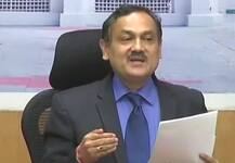 બેંગલુરુઃ ફ્લેટમાંથી મળ્યા આશરે 10 હજાર વોટર કાર્ડ, બીજેપી-કોંગ્રેસના એકબીજા પર આરોપ