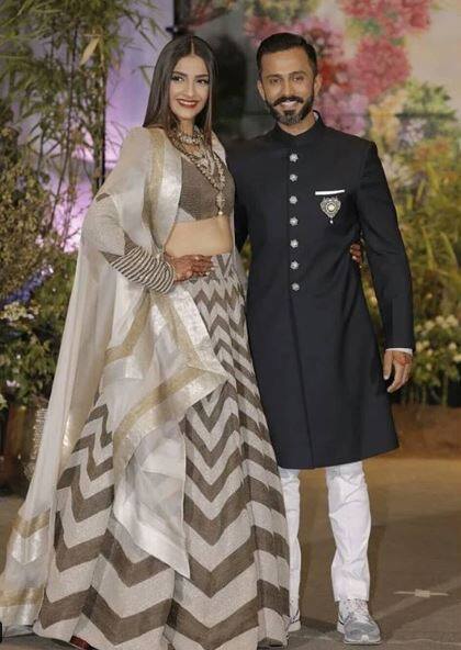 8 મેના લગ્નના બંધનમાં બંધાયેલી સોનમ કપૂરની મહેંદી, સંગીત, બ્રાઇડલથી લઈ રિસેપ્શન લુક છવાયેલો રહ્યો હતો.