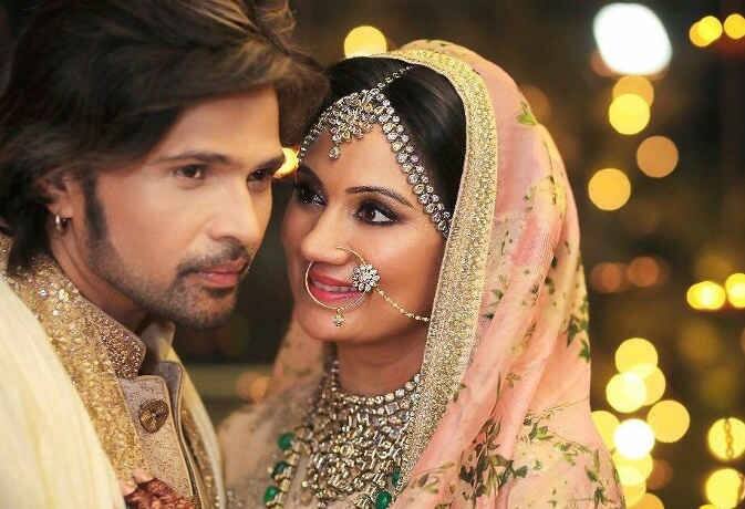 ઉલ્લેખનીય છે કે, હિમેશ રેશમિયાએ જૂન 2017માં કોમલે તલાક લઇ લીધા હતા. લોકોએ તલાક પાછળ સોનિયાને જવાબદાર ગણી હતી. 