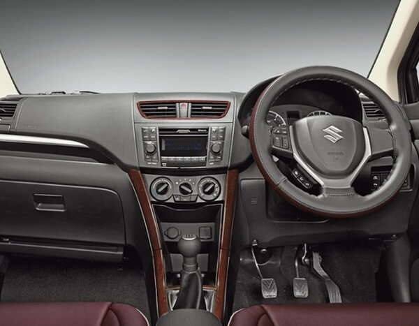 अप्रैल में धमाका करने की तैयारी में मारुति! जानिए कौनसी गाड़ी होने वाली हैं लॉन्च Maruti is planning to launch XL6 and Ertiga in india check here launch date price features and more details अप्रैल में धमाका करने की तैयारी में मारुति! जानिए कौनसी गाड़ी होने वाली हैं लॉन्च