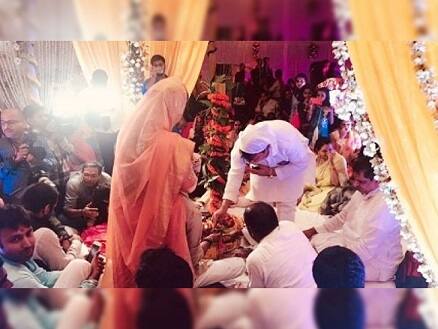 આ દરમિયાન લાલુ કહ્યું કે, યોગ માટે મને એક ટ્રેનરની જરૂર છે, જેની વ્યવસ્થા કરવામાં આવે, જેનાથી મારા સ્વાસ્થ્યમાં ઝડપથી સુધારો આવી શકે. 