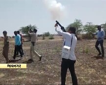 ભાવનગરમાં પોલીસે ખેડૂતને લાકડીઓથી ઝૂડ્યા, ટીયરગેસના શેલ છોડ્યા, જાણો વિગત