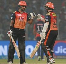 IPL 2018: ચેન્નાઈ સુપર કિંગ્સે હૈદરાબાદને 8 વિકેટથી આપી હાર, રાયડૂએ ફટકારી સદી