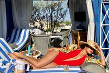 પ્રિયંકાના હૉટ લૂકની વધુ એક તસવીર વાયરલ, 1 કલાકમાં મળી 2 લાખથી વધુ લાઇક્સ