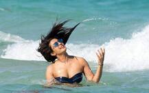 પ્રિયંકાના હૉટ લૂકની વધુ એક તસવીર વાયરલ, 1 કલાકમાં મળી 2 લાખથી વધુ લાઇક્સ