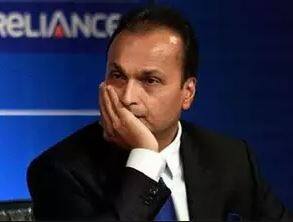 રિલાયન્સ નેવલ સહિત કેટલીક કંપનીઓને કેટલીક બેન્કોએ એસડીઆર અને એસ4એ જેવી રિસ્ટ્રક્ચરિંગ સ્ક્રીમમાં નાખી છે. વિજયા બેન્કના એક મોટા અધિકારીએ જણાવ્યું કે, રિલાયન્સ નેવલ પુનર્ગઠન(SDR) અંતર્ગત હતી પણ તેનું એક્ઝેક્યુશન ન થયું હોવાથી માર્ચ ત્રિમાસિકમાં તેને NPAમાં સમાવિષ્ટ કરવામાં આવી.