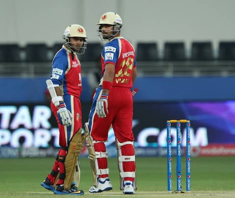IPL 2018: બેંગ્લોરની 10 વિકેટે ભવ્ય જીત, પ્લેઓફમાં પ્રવેશવાની આશા જીવંત IPL 2018: બેંગ્લોરની 10 વિકેટે ભવ્ય જીત, પ્લેઓફમાં પ્રવેશવાની આશા જીવંત