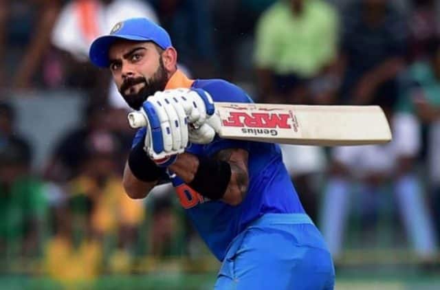 વોર્ને જણાવ્યું કે, ‘હું માનું છું કે, જે રીતે વિરાટ રમે છે અને વન-ડે ક્રિકેટમાં જે નંબરે બેટિંગ માટે આવે છે, તેને ધ્યાનમાં રાખીને તમે તેની સેન્ચુરીની સંખ્યા જુઓ. મને નથી લાગતું કે, વિરાટ સિવાય આવું બીજા કોઈએ કર્યું છે. આવું કારનામું તો સચિન પણ કરી શક્યો નથી.’