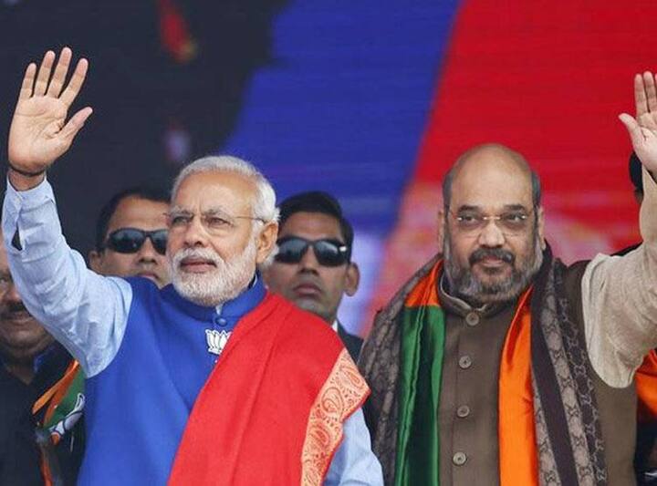 વડાપ્રધાન મોદીએ કર્ણાટકમાં 21 રેલીઓ કરી, બે વાર નમો એપથી કાર્યકર્તાઓને સંબોધ્યા. લગભગ 29 હજાર કિમીની યાત્રા કરી. જોકે, ગુજરાત અને ઉત્તરપ્રદેશની જેમ આ વખતે મોદી ધાર્મિક સ્થળ પર નથી ગયા. 