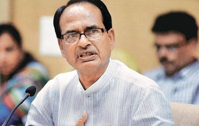 રાજ્યના મુખ્યમંત્રી શિવરાજસિંહ ચૌહાણે મેરિટ લિસ્ટમાં સ્થાન મેળવનાર વિદ્યાર્થીઓ માટે સ્કીમની જાહેરાત કરી છે. આ સ્કીમ હેઠળ 12મા ધોરણમાં 70 ટકાથી વધુ પરિણામ લાવનારા વિદ્યાર્થીઓને આગળના ભણતર માટે નાણાકીય મદદ આપવામાં આવશે.