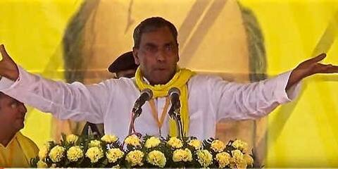 ओपी राजभर ने कोरोना प्रोटोकॉल का उड़ाया मजाक, कहा- कोरोना अभी बच्चा है स्कूल जाएगा, चुनाव मैदान नहीं ओपी राजभर ने कोरोना प्रोटोकॉल का उड़ाया मजाक, कहा- कोरोना अभी बच्चा है स्कूल जाएगा, चुनाव मैदान नहीं