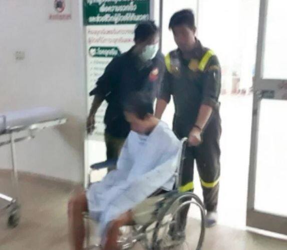 હોસ્પિટલ કર્મચારીઓએ તેની પ્રાથમિક સારવાર કરી અને તાત્કાલિક હોસ્પિટલ ભેગો કરી દીધો. 30 વર્ષીય યુવકને ઘાયલ હાલતમાં જોઈ ડોક્ટરો પણ હરકતમાં આવી ગયા. આ વ્યક્તિનું પ્રાઇવેટ પાર્ટ કપાયેલું હતું અને દર્દથી કણસતો હતો.