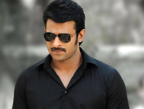  પ્રભાસે કહ્યું કે, મોટાભાગની ફિલ્મમાં એક્શન સીન્સમાં 70 ટકા CJI હોય છે અને 30 ટકા રિયલ હોય છે પણ અબુધાબીમાં અમે વાસ્તવિકતાને એક નવા સ્તરે લઈ ગયા છીએ. તાજેતરમાં જ પ્રભાસ સુપરબાઈક પર એક્શન સિક્વન્સ કરતો પણ દેખાયો હતો.