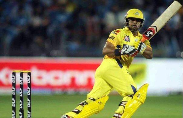 બીજી તરફ ચેન્નાઈના ટોપ ઓર્ડર બેટ્સમેન સુરેશ રૈનાએ પ્લેઓફમાં શાનદાર રમત બતાવી છે. રૈના 14 પ્લેઓફમાં 449 રન બનાવી ચુક્યો છે. જેમાં 5 અડધી સદી પણ સામેલ છે.