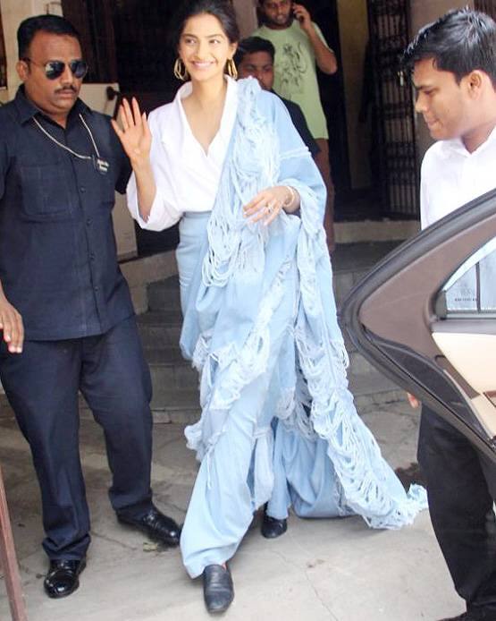 ફિલ્મની રિલીઝ પહેલા વીરે દી વેડિંગનું ટ્રેલર અને ગીત વાયરલ થઈ રહ્યા છે. 