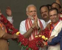 કટકમાં મોદીએ 4 વર્ષનું રિપોર્ટ કાર્ડ રજૂ કરી વિપક્ષ પર કર્યો પ્રહાર, કહ્યું- સરકારના કાર્યોએ કટ્ટર દુશ્મનોને એક કર્યા