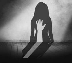 ગોવામાં  બીચ પર બોયફ્રેન્ડ સામે યુવતી પર ગેંગરેપ