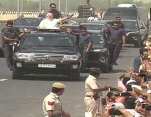 પીએમ મોદીએ દિલ્હી-મેરઠ એક્સપ્રેસ વે પર 6 KM સુધી ખુલ્લી જીપમાં રૉડ શૉ કર્યો