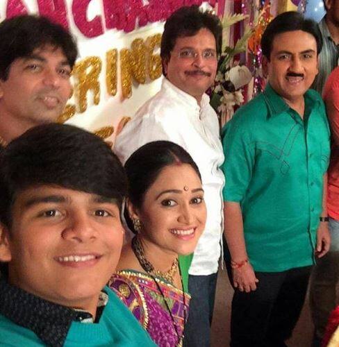 દિશાએ લખ્યું, ‘મારા સૌથી પસંદગીના સાથી એક્ટર દિલીપજીને જન્મદિવસની શુભકામના. તમારી સાથે અભિનય કરવાની અને કામ કરતી વખતે મસ્તી કરવાની કમી અનુભવી રહી છું. તમારું જીવન પ્રેમ અને ખુશીઓથી ભરેલું રહે તેવી પ્રાર્થના કરું છું.’ 