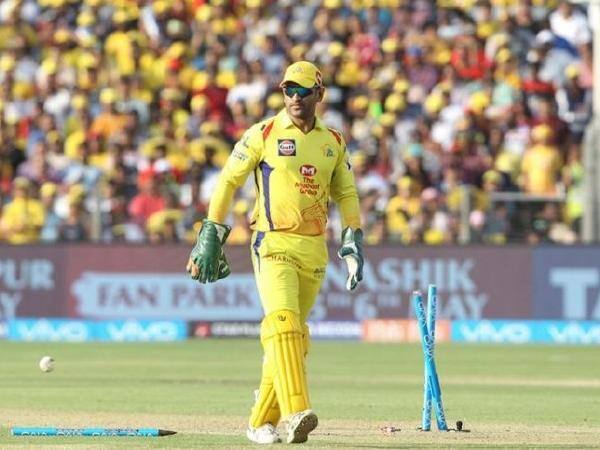 ધોનીએ રોબિન ઉથપ્પા (32)ને પાછળ છોડી દીધો. ધોનીના નામ પર 33 સ્ટમ્પિંગ છે, જ્યારે દિનેશ કાર્તિક 30 સ્ટમ્પિંગ સાથે ત્રીજા નંબર પર છે.