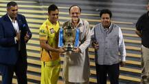 IPL જીત્યા બાદ CSK પ્લેયર્સે કર્યું જબરદસ્ત સેલિબ્રેશન, બ્રાવોએ ડાન્સ કર્યો તો ભજ્જીએ ઉપાડી ટ્રૉફી, જુઓ તસવીરો