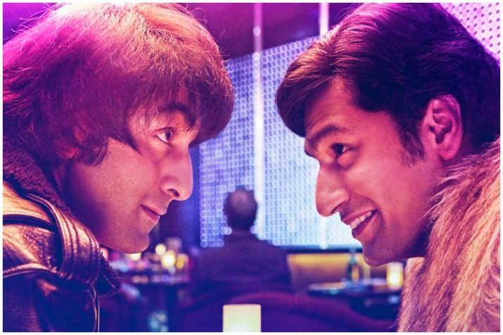 નોંધનીય છે કે, 2007માં રણવીર અને સોનમે એકસાથે ‘સાવરિયાં’ માં ડેબ્યૂ કર્યું હતું, ભંસાળીના ડાયરેક્શનમાં બનેલી આ ફિલ્મ બૉક્સ ઓફિસ પર તો ના ચાલી પણ શૂટિંગ દરમિયાન સોનમ-રણબીરની રિયલ લાઇફ લવ સ્ટૉરી જરૂર ચાલી હતી. 