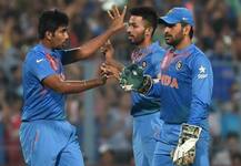 વર્લ્ડ ઇલેવન ટીમમાંથી બહાર થયો આ ગુજરાતી ક્રિકેટર, જાણો કોને મળ્યું સ્થાન