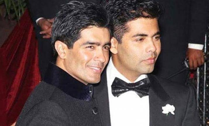  આપને જાણીને આશ્ચર્ય થશે કે મનીષનાં અકાઉન્ટથી કપલ વાળી કમેન્ટ લાઇક થઇ હતી જેને કારણે તેનાં અને કરણનાં સંબંધની અફવા ઉડી હતી જોકે મનીષે આ આખી ઘટનામાં કંઇ જ તથ્ય નથી તેમ જણાવ્યું હતું.