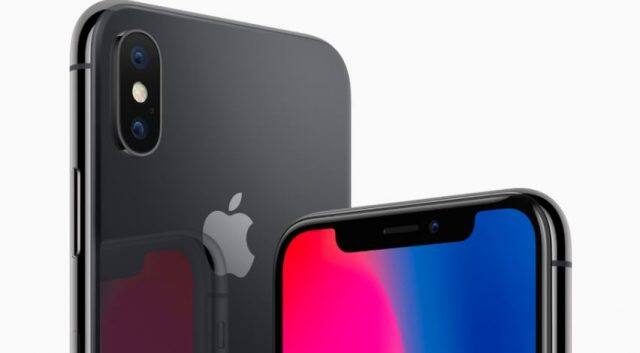  અહેવાલ એવા પણ મળી રહ્યા છે કે ત્રીજા લેન્સનો ફોકસ લેંથ વધારે હશે જે 3X ઑપ્ટિકલ ઝૂમ હશે. હાલના iPhone X, iPhone 7 Plus અને iPhone 8 Plusમાં 2X ઝૂમ આપવામાં આવ્યું છે. 