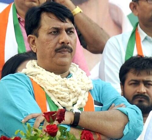 આ બેઠકમાં નગરપાલિકા, તાલુકા-જિલ્લા પંચાયતના પ્રમુખ, ઉપપ્રમુખની ચૂંટણીના સંદર્ભમાં વર્તમાન સ્થિતિનો સંપૂર્ણ અહેવાલ રજૂ કરાયો હતો. સંબંધિત તાલુકા, જિલ્લા અને શહેર કોંગ્રેસ સંગઠનની પુનઃરચના સંદર્ભેનો અહેવાલ પણ બેઠકમાં રજૂ કરવામાં આવ્યો હતો. 