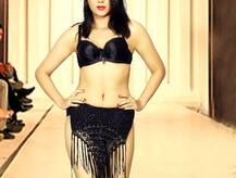 પાકિસ્તાનના સ્ટાર ક્રિકેટર સાથે સેક્સ માણવા અંગે હોટ મોડલે શું કહ્યું ? જાણો વિગત