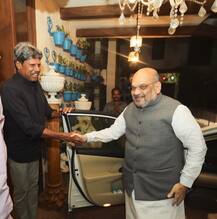 પૂર્વ ક્રિકેટર કપિલ દેવ સાથે અમિત શાહે કરી મુલાકાત, કપિલે કહ્યુ, \'રાજકારણમાં આવવાનો નથી કોઈ ઈરાદો\'