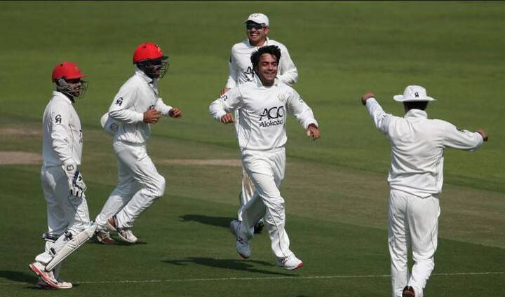 ટેસ્ટ મેચમાં ધૈર્ય જરૂરી હોય છે અને સિમોન્સને આશા છે કે રાશિદ આયરલેન્ડ સામે ફર્સ્ટ ક્લાસ મેચ માટે પ્રદર્શન પુનરાવર્તન કરશે. તેણે ગત વર્ષે આયરલેન્ડ સામે ચાર દિવસની મેચમાં સારું પ્રદર્શન કર્યું હતું. તેણે વિકેટો પણ લીધી હતી. રાશિદે ઇંગ્લેન્ડ સામે અભ્યાસ મેચમાં પણ વિકેટ લીધી હતી.