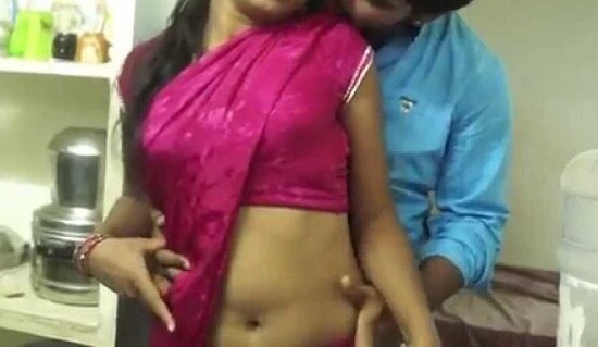 શહેરના શિવરંજની વિસ્તારમાં પોતાના ઘરમાં વિદેશી યુવતી સાથે રંગરેલિયા માણી રહેલા ઉદ્યોગપતિને તેની પત્નીએ મંગળવારે રંગેહાથ ઝડપી પાડતાં ભારે ચકચાર મચી ગઈ હતી. પત્નીએ પોલીસ સાથે રેડ કરતાં પતિ થાઈલેન્ડની યુવતી સાથે રંગેહાથ ઝડપાયો હતો.