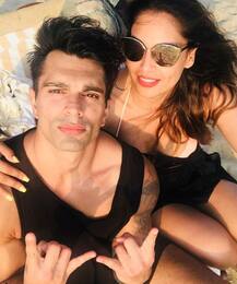 બોલિવૂડની આ હોટ એક્ટ્રેસ થઈ હોસ્પિટલમાં દાખલ, શ્વાસ લેવામાં થઈ રહી છે મુશ્કેલી, જાણો વિગત