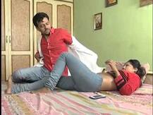 જામનગરઃ દર્દી યુવતી સાથે ડોક્ટરની વધી નિકટતા, યુવતીએ ડોક્ટરકને ઘેર બોલાવ્યા, એકાંત માણવા પહોંચેલા ડોક્ટર સાથે શું થયું?