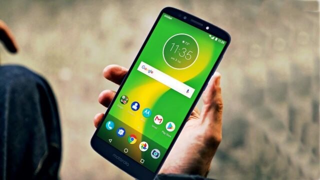  ફોનમાં ફિંગરપ્રિન્ટ સેન્સર આપવામાં આવ્યું છે. આ ફોનમાં ટર્બોચાર્જ સપોર્ટ કરતી 4000mAh બેટરી આપવામાં આવી છે. ફોનમાં તમામ સ્ટાન્ડર્ડ કનેક્ટિવિટી ફીચર્સ જેવા 4જી એલટીઈ, વાઈ-ફાઈ, બ્લૂટૂથ 4.2, યુએસપી ટાઈપ-સી, 3.5mm ઑડિયો જેક સહિતના ફીચર્સ આપવામાં આવ્યા છે. આ ફોન ઇન્ડિગો અને ગોલ્ડ કલરમાં મળશે.