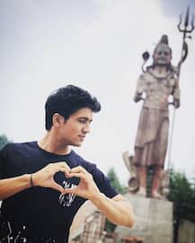 સિંગર કિંજલ દવે અને પવન જોષીની સામે આવી નવી તસવીરો, જુઓ અલગ અંદાજ