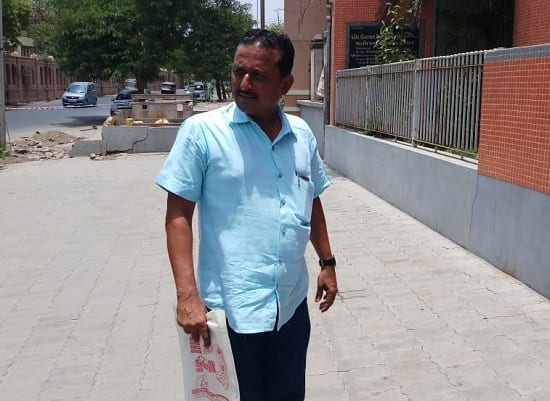 આજે ભાવનગર ભાજપમાં ઉપાધ્યની ફરજ પરની જવાબદારી નિભાવી રહેલ પ્રકાશ વાઘાણીએ પોતાના પદ પરથી રાજીનામું આપી દીધું છે ભાજપ પ્રમુખ જીતુ વાઘાણીના ગઢમાં ગાબડું જોવા મળ્યું હતું જ્યારે ભાજપમાં ભડકો જોવા મળ્યો હતો. આ સમગ્ર ઘટનાના પગલે ભાવનગર રાજકારણમાં ગરમાવો જોવા મળ્યો હતો. 