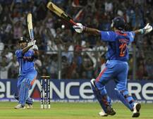 વર્લ્ડ કપ 2011ની ફાઇનલનું સેહવાગે ખોલ્યું મોટું રહસ્ય, કહ્યું- સચિનના કહેવા પર યુવરાજ પહેલાં બેટિંગમાં ઉતર્યો હતો ધોની