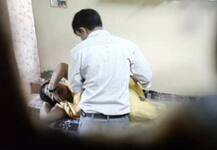 વડોદરાઃ ડોક્ટર દર્દી યુવતીઓ સાથે ક્લિનિકમાં જ બાંધતો શારીરિક સંબંધ, 25 વીડિયો વાયરલ થતાં ખળભળાટ