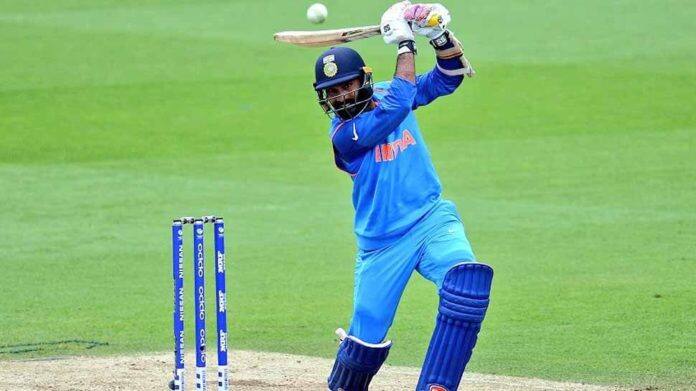  અફઘાનિસ્તાન સામે ટેસ્ટ પહેલા દિનેશ કાર્તિકે કહ્યું કે, ‘હું સતત સારું પ્રદર્શન કરી શક્યો નહોતો. મારી એમ. એસ. ધોની જેવા ખેલાડી સાથે હરીફાઈ હતી. તે ભારતના સર્વશ્રેષ્ઠ કપ્તાનોમાંથી એક બન્યા અને વર્લ્ડ ક્રિકેટ પર પોતાના પ્રદર્શનની છાપ છોડી.’