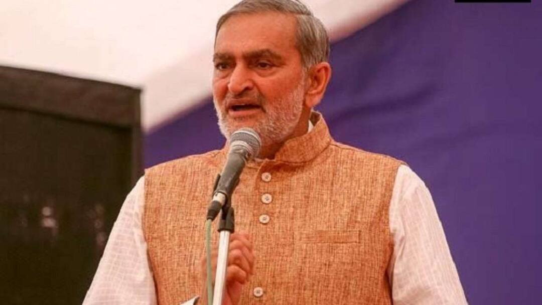 Bitcoin extortion: CID seeks ex-BJP MLA Nalin Kotadiya be declared absconder કોટડિયાને ભાગેડુ જાહેર કરવાની CIDની અરજી સેશન્સ કોર્ટે ચુકાદો મુલવતી રાખ્યો