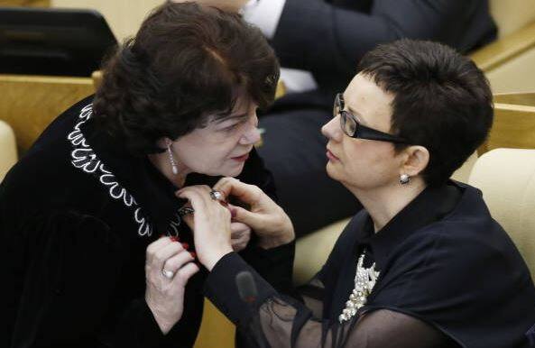 આજે આપણા બાળકોને અહીં જ જન્મ આપવો જોઈએ. આવા બાળકો સોવિયેટ સમયથી મુશ્કેલીનો સામનો કરી રહ્યા છે, તેમ ગોવોરિટ મોસ્કવા રેડિયો સ્ટેશન સાથે વાતમાં જણાવ્યું હતું.