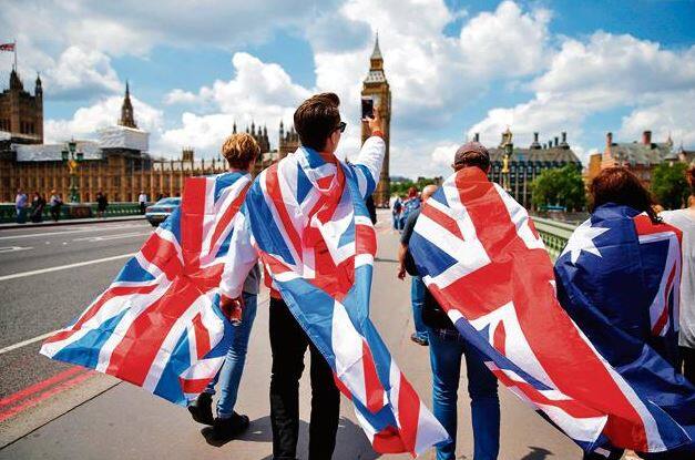 યૂકે કાઉન્સિલ ફોર ઇન્ટરનેશનલ સ્ટુડન્ટ અફેયર્સ (UKCISA)ના અધ્યક્ષ લોર્ડ કરણ બિલમોરિયાએ બ્રિટન સરકારના આ પગલાને ભારતનું અપમાન ગણાવ્યું છે. તેમણે કહ્યું કે, બિનપ્રવાસીને લઈને બ્રિટનની આર્થિક નિરક્ષરતા અને પ્રતિકૂળ વલણનું વધુ એક ઉદાહરણ છે.