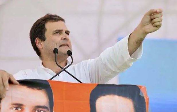 આ પહેલા ઓબ્ઝર્વર રિસર્ચ ફાઉન્ડેશન સાથે જોડાયેલા કુલકર્ણીએ રાહુલના કૉંગ્રેસ અધ્યક્ષ બનવા પર વખાણ કર્યા હતા અને કહ્યું હતું કે રાહુલ એક દિવસ જરૂર પ્રધાનમંત્રી બનશે. 