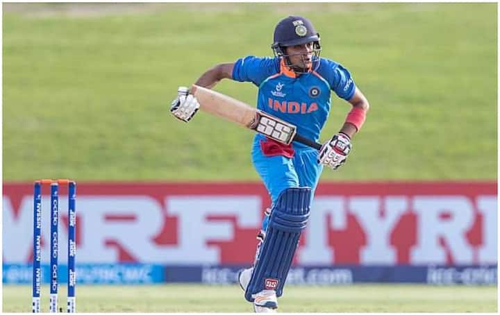 ઈન્ડિયા એના બેટ્સમેનોએ પોતાની ઈનિંગ દરમિયાન 15 સિક્સ અને 51 ફોર લગાવી હતી.