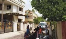 ગુજરાત ભાજપના ક્યા ટોચના નેતાના બંગલાના ક્વાર્ટરમાં યુવતીએ કર્યો આપઘાત? શું છે કારણ? જાણો વિગત