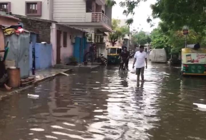  હાટકેશ્વર બેટમાં ફેરવાયું છે. ખોખરા હાઉસિંગ બોર્ડ વિસ્તારમાં પાણી ભરાયાં. જશોદાનગર, પુનિતનગર ક્રોસિંગ નજીક પાણી ભરાયાં છે. સીટીએમ કુશાભાઉ ઠાકરે હોલ નજીક તથા રબારી કોલોની, રાધિકા પાર્ક સોસાયટી તથા જામફળવાડી વિસ્તારમાં પણ પાણી ભરાયા છે. 